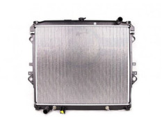 Su radiatoru HYUNDAI 25310C1100